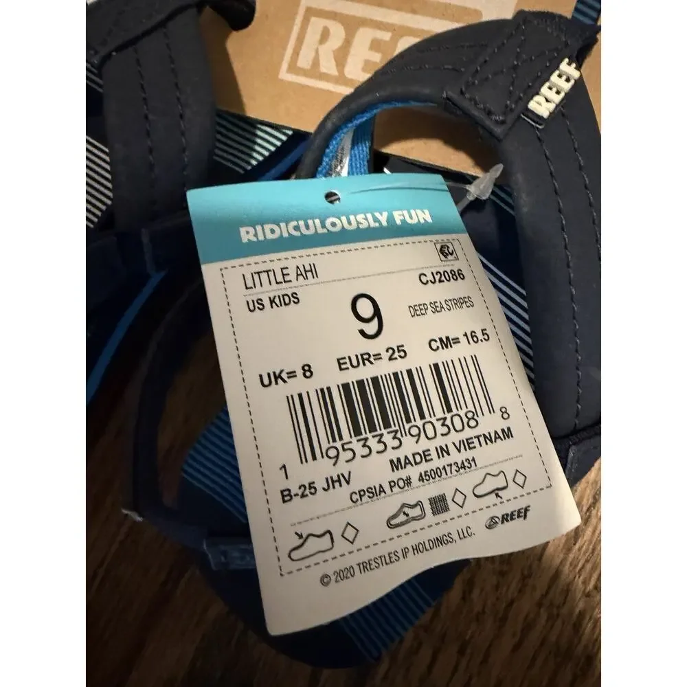 Reef Flip Flops Boys Size 9 Little Ahi Sandals Navy Blue NEW NWT
